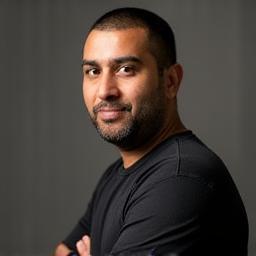 Portrait of Omar Hassan, Senior Sales & Tuning Technician at Desert Arrow Sports